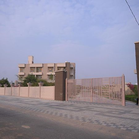 The Govindam Resort Vrindāvan Exterior foto